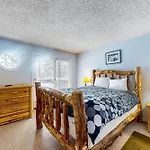 Mammoth View Villas 30